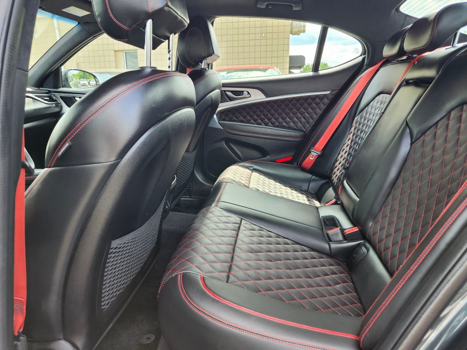 2023 Genesis G70 3.3T SPORT PRESTIGE
