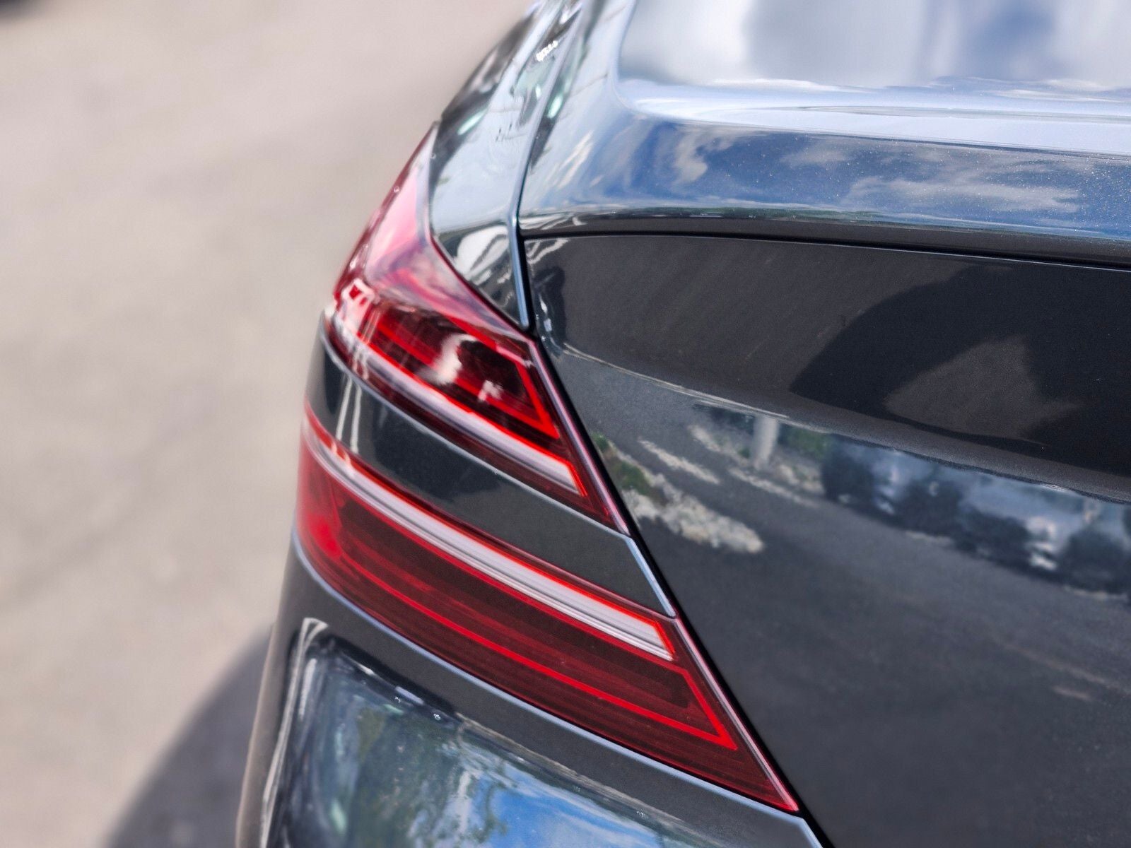 2023 Genesis G70 3.3T SPORT PRESTIGE