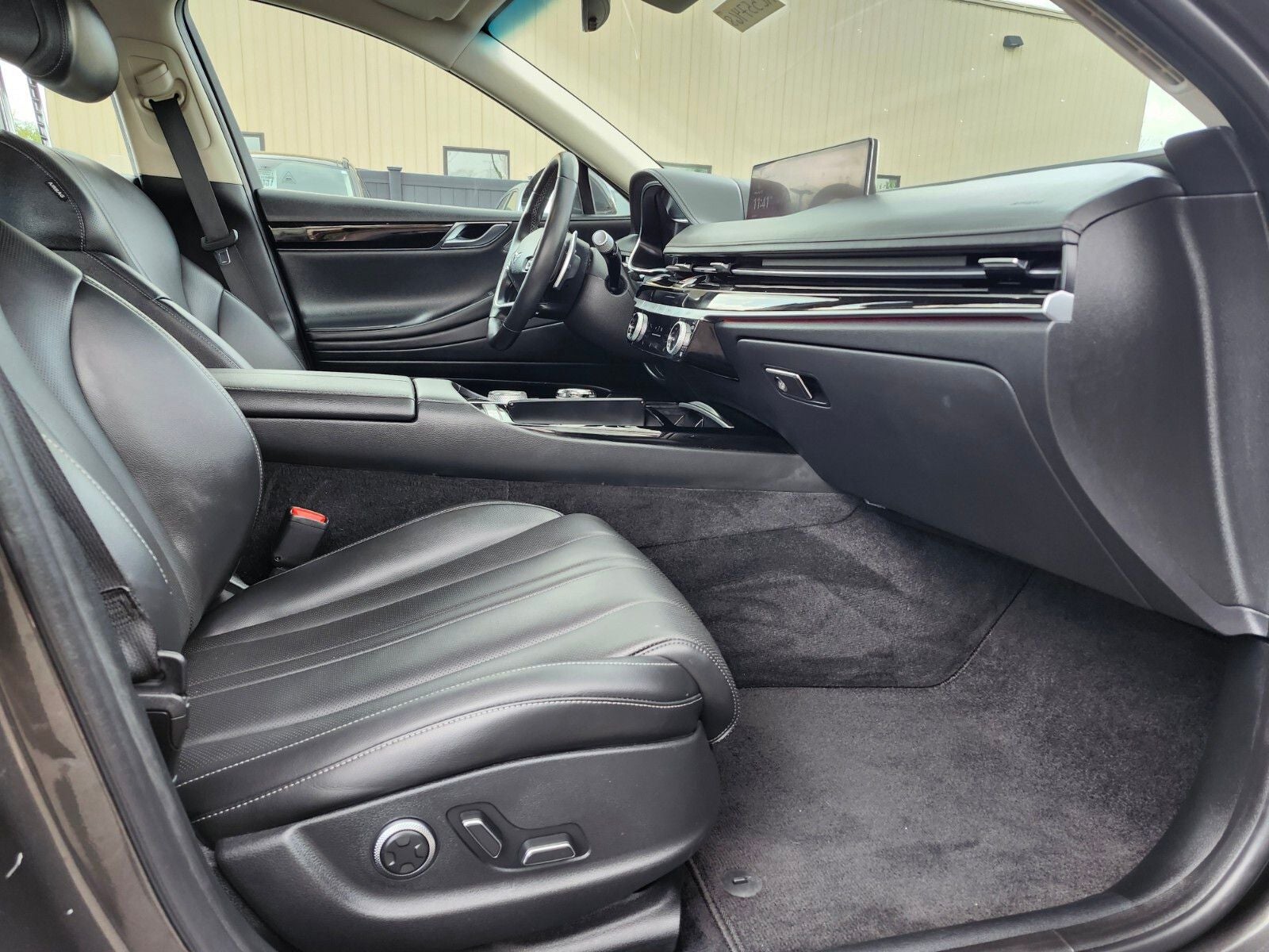 2023 Genesis G80 2.5T