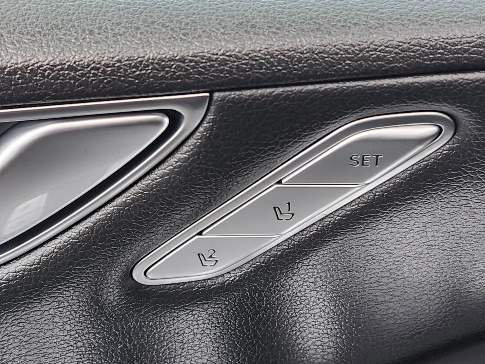 2023 Genesis G80 2.5T