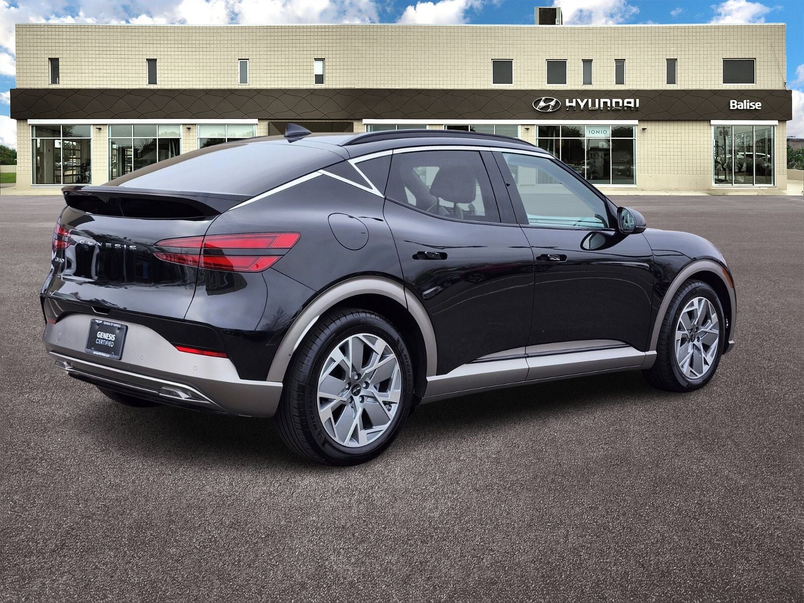 2025 Genesis GV60 Standard
