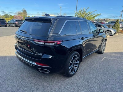 2023 Jeep Grand Cherokee Overland Luxury Tech Group IV