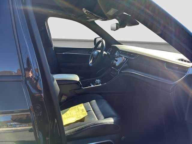 2023 Jeep Grand Cherokee Overland Luxury Tech Group IV