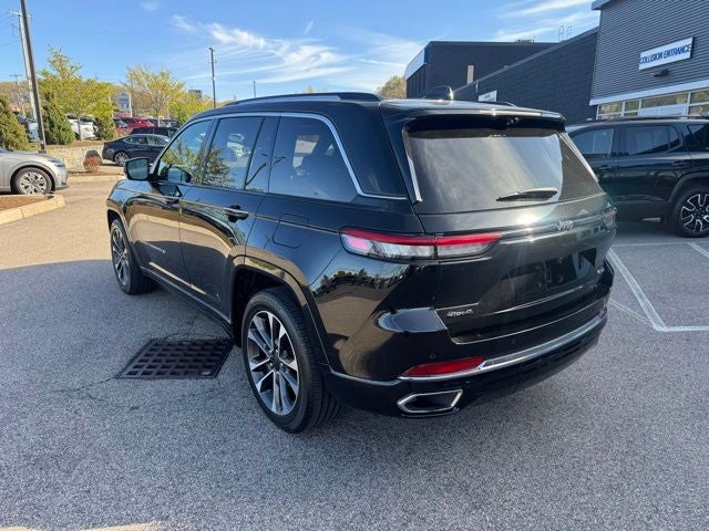 2023 Jeep Grand Cherokee Overland Luxury Tech Group IV