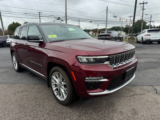 2022 Jeep Grand Cherokee Summit