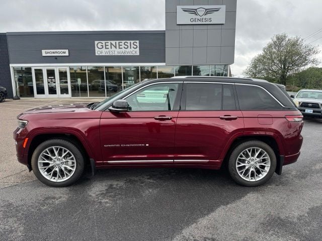 2022 Jeep Grand Cherokee Summit