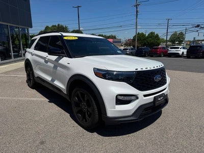 2023 Ford Explorer ST-Line