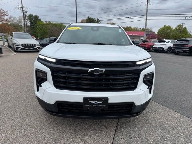 2024 Chevrolet Traverse LS Midnight Edition