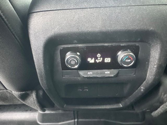 2024 Chevrolet Traverse LS Midnight Edition