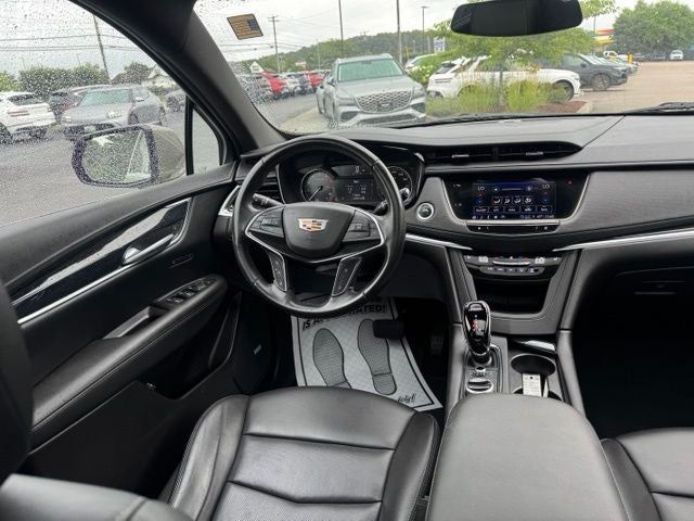 2022 Cadillac XT5 Premium Luxury
