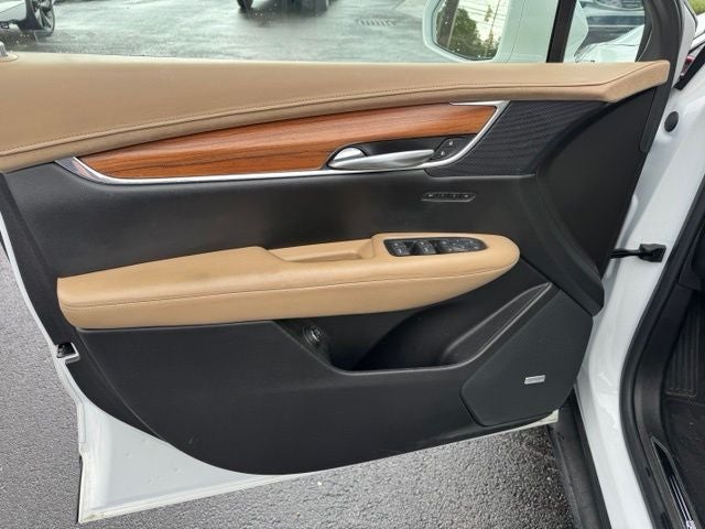 2018 Cadillac XT5 Platinum