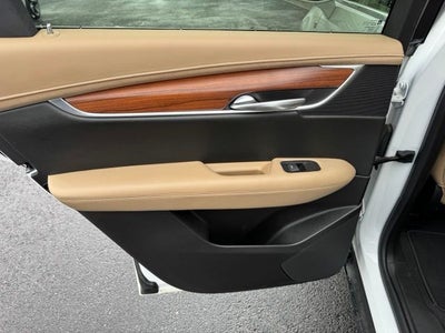 2018 Cadillac XT5 Platinum