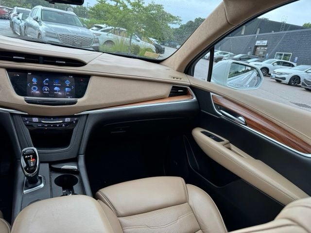 2018 Cadillac XT5 Platinum