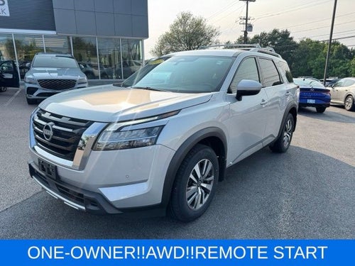 2023 Nissan Pathfinder SL