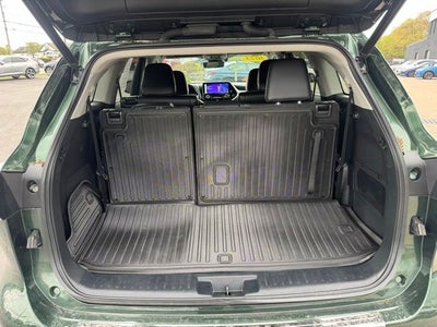 2023 Toyota Highlander Platinum