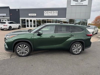 2023 Toyota Highlander Platinum