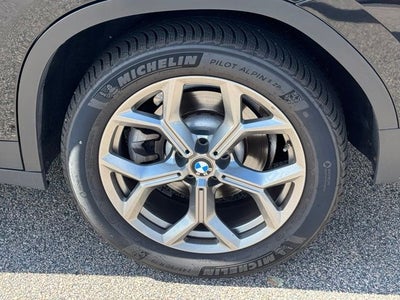 2023 BMW X4 xDrive30i