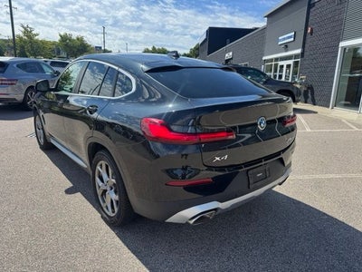 2023 BMW X4 xDrive30i
