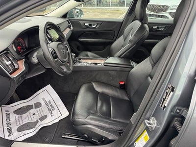 2021 Volvo S60 T6 Momentum Premium & Climate Packages