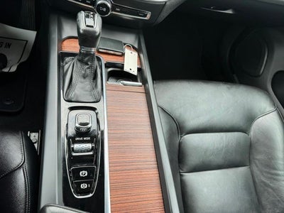 2021 Volvo S60 T6 Momentum Premium & Climate Packages