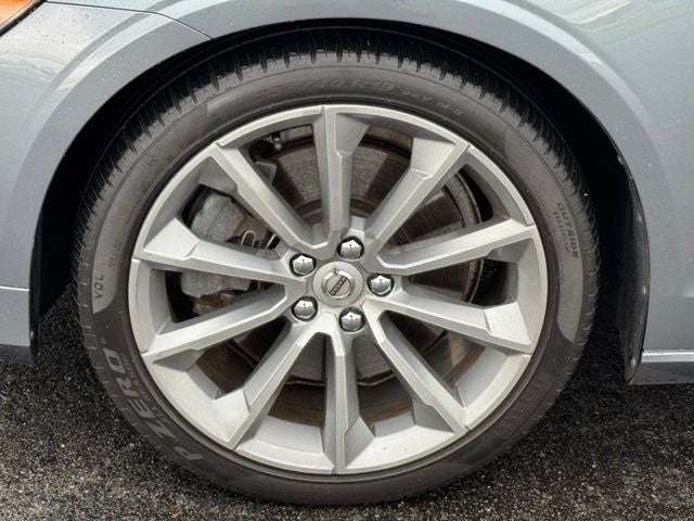2021 Volvo S60 T6 Momentum Premium & Climate Packages