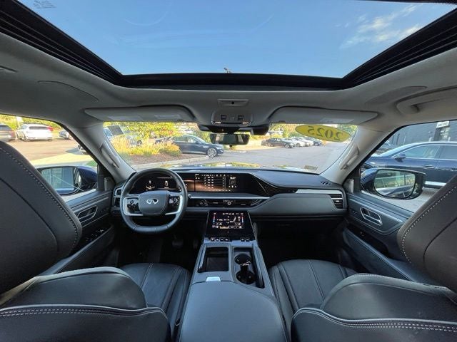 2025 INFINITI QX80 SENSORY