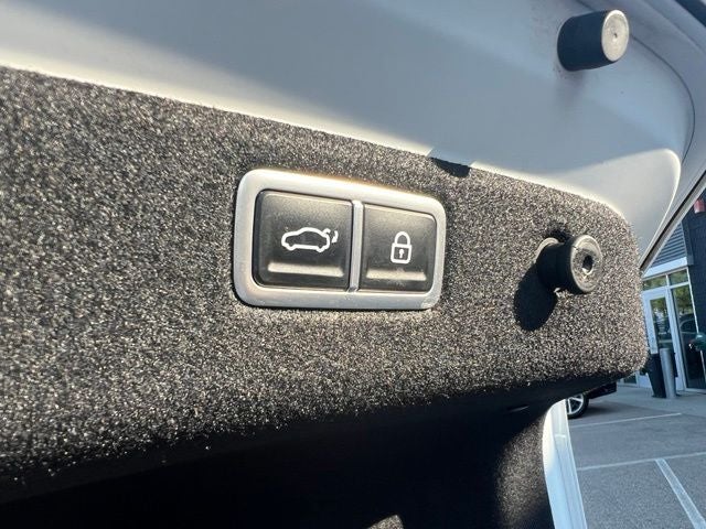 2023 Genesis G70 3.3T Sport Prestige