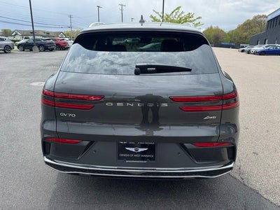 2026 Genesis GV70 2.5T Select