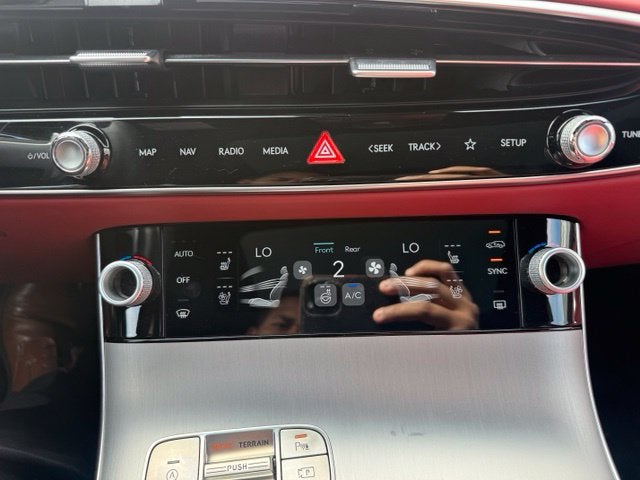 2026 Genesis GV70 3.5T Sport Advanced