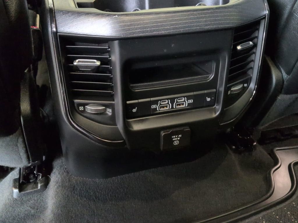 2022 RAM 1500 Limited Crew Cab 4x4 5'7" Box