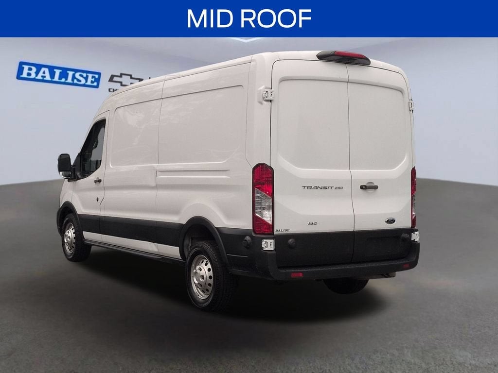 2024 Ford Transit Cargo Van T-250 148" Med Rf 9070 GVWR AWD