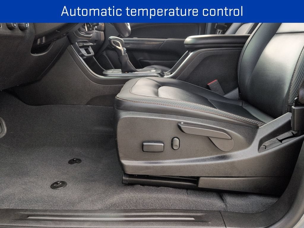 2022 GMC Canyon 4WD AT4 w/Leather