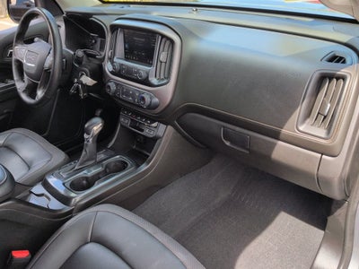2022 GMC Canyon 4WD AT4 w/Leather