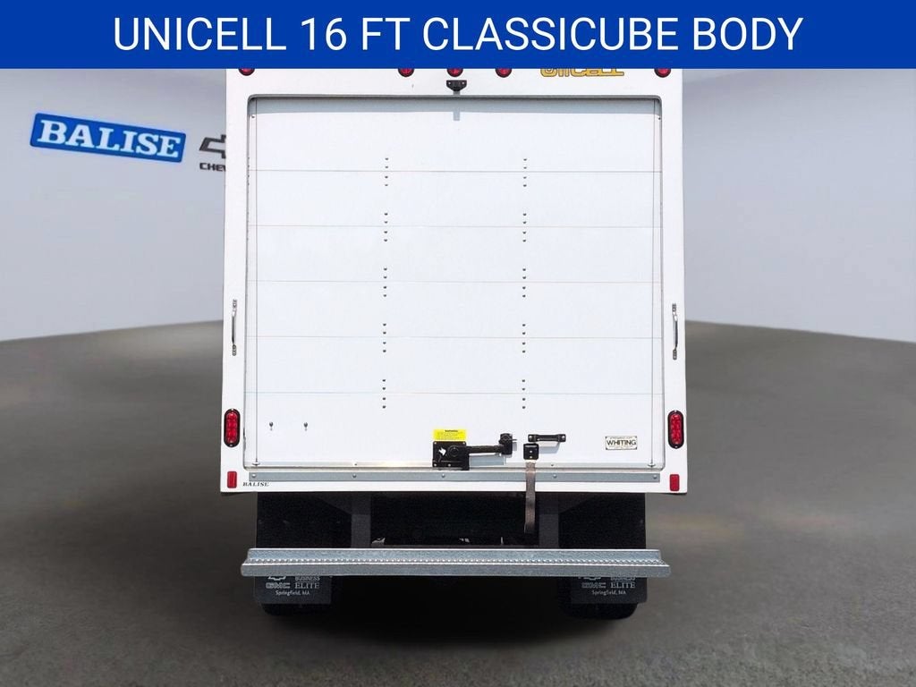 2026 Chevrolet Express Cutaway 3500 1WT