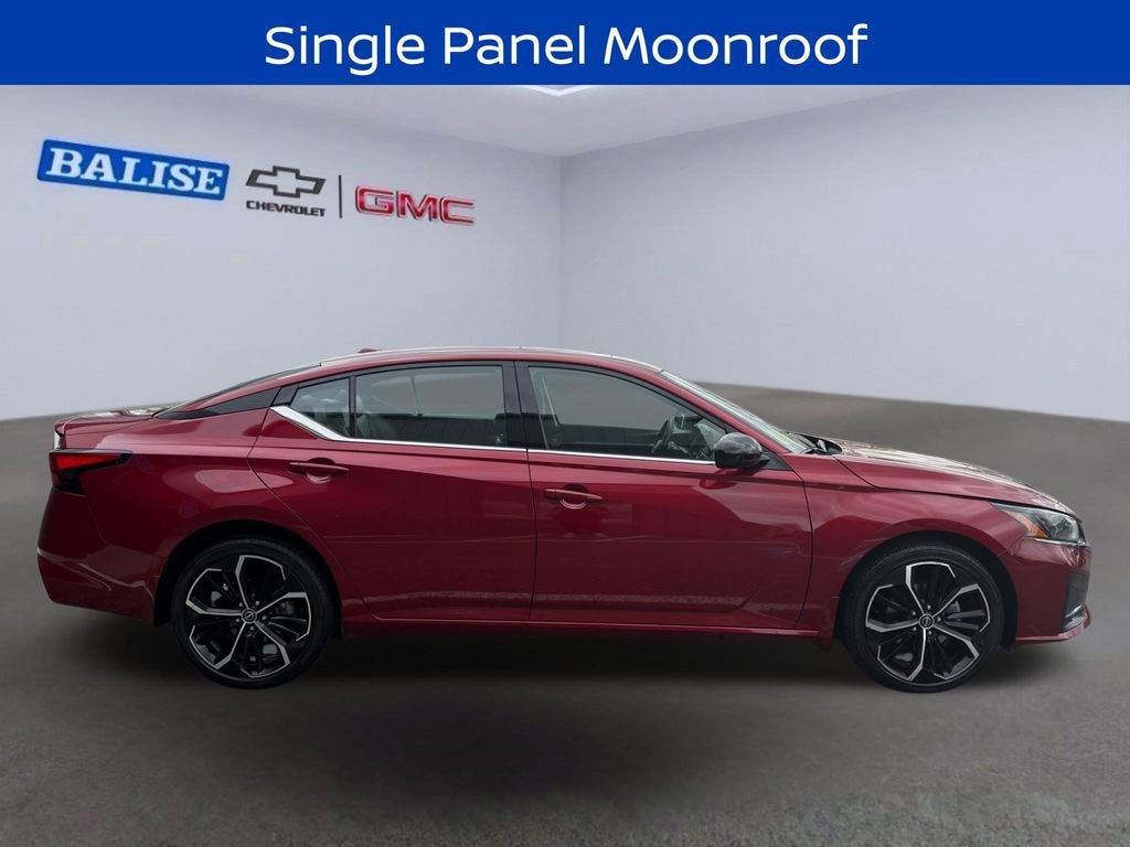 2023 Nissan Altima SR Intelligent AWD