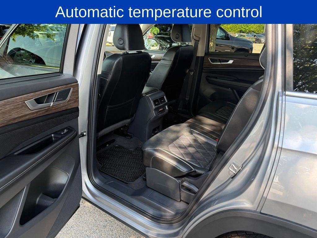 2024 Volkswagen Atlas 2.0T SEL Premium R-Line