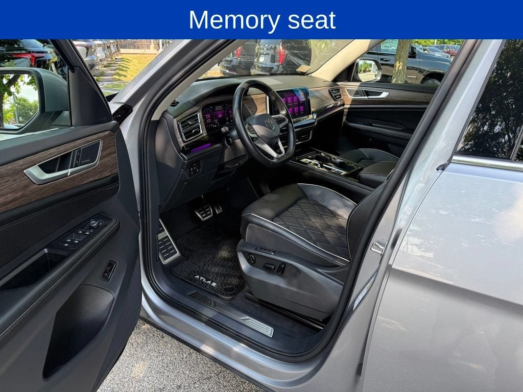 2024 Volkswagen Atlas 2.0T SEL Premium R-Line