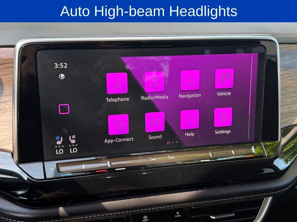 2024 Volkswagen Atlas 2.0T SEL Premium R-Line