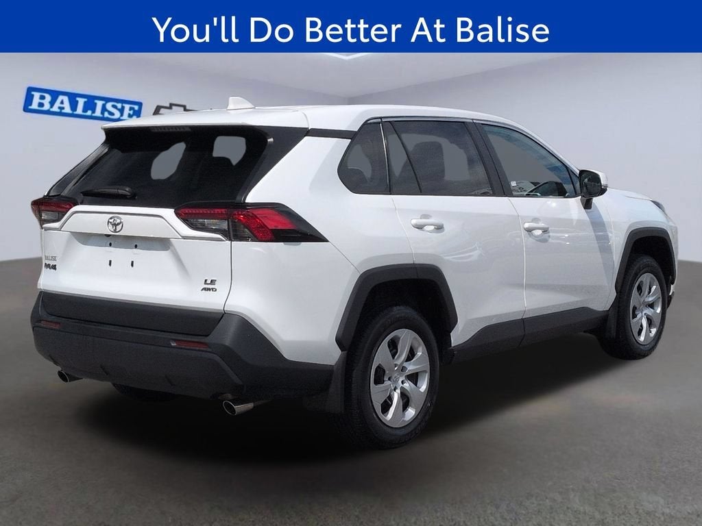 2024 Toyota RAV4 LE