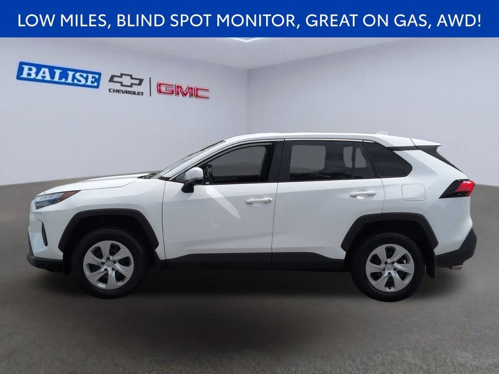 2024 Toyota RAV4 LE