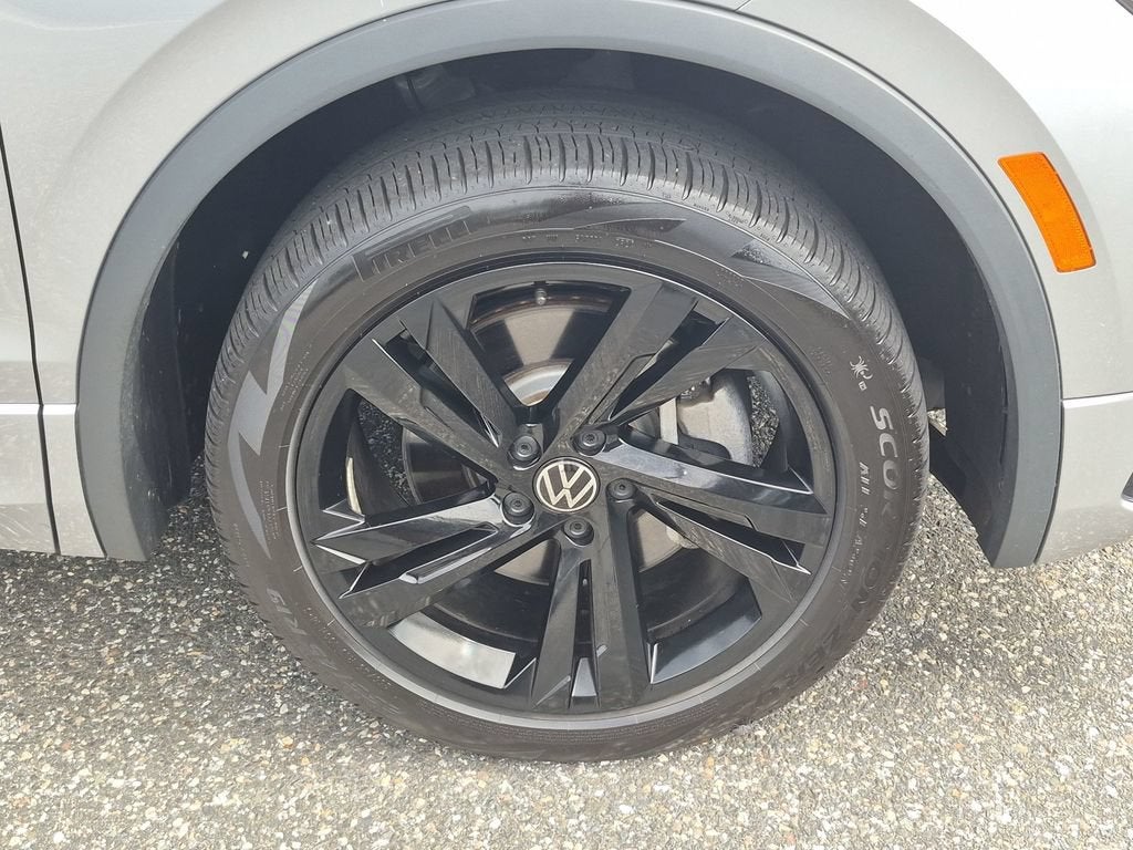 2024 Volkswagen Tiguan 2.0T SE R-Line Black