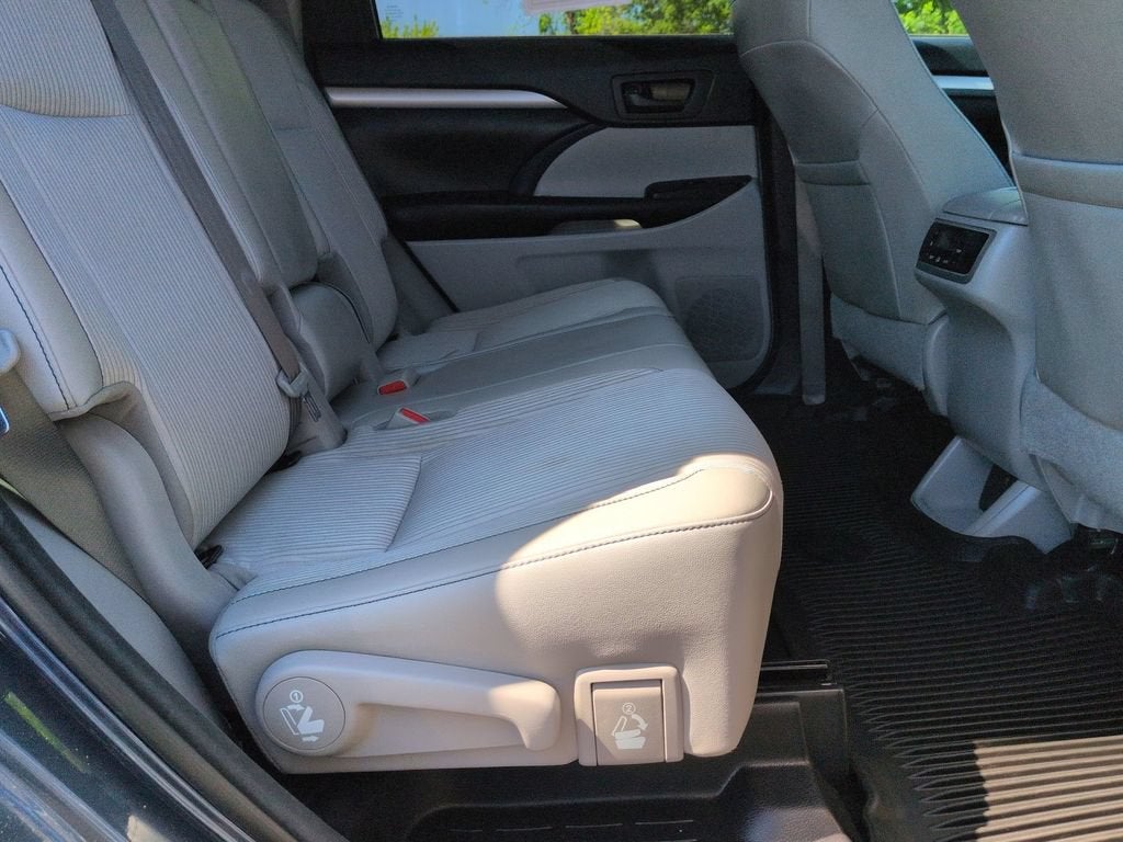2017 Toyota Highlander LE Plus