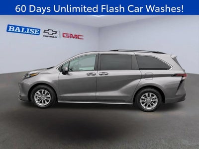 2023 Toyota Sienna LE