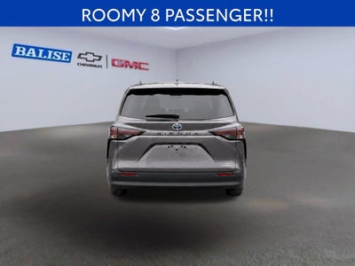 2023 Toyota Sienna LE