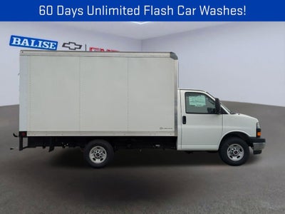 2025 GMC Savana Cutaway 3500 1WT