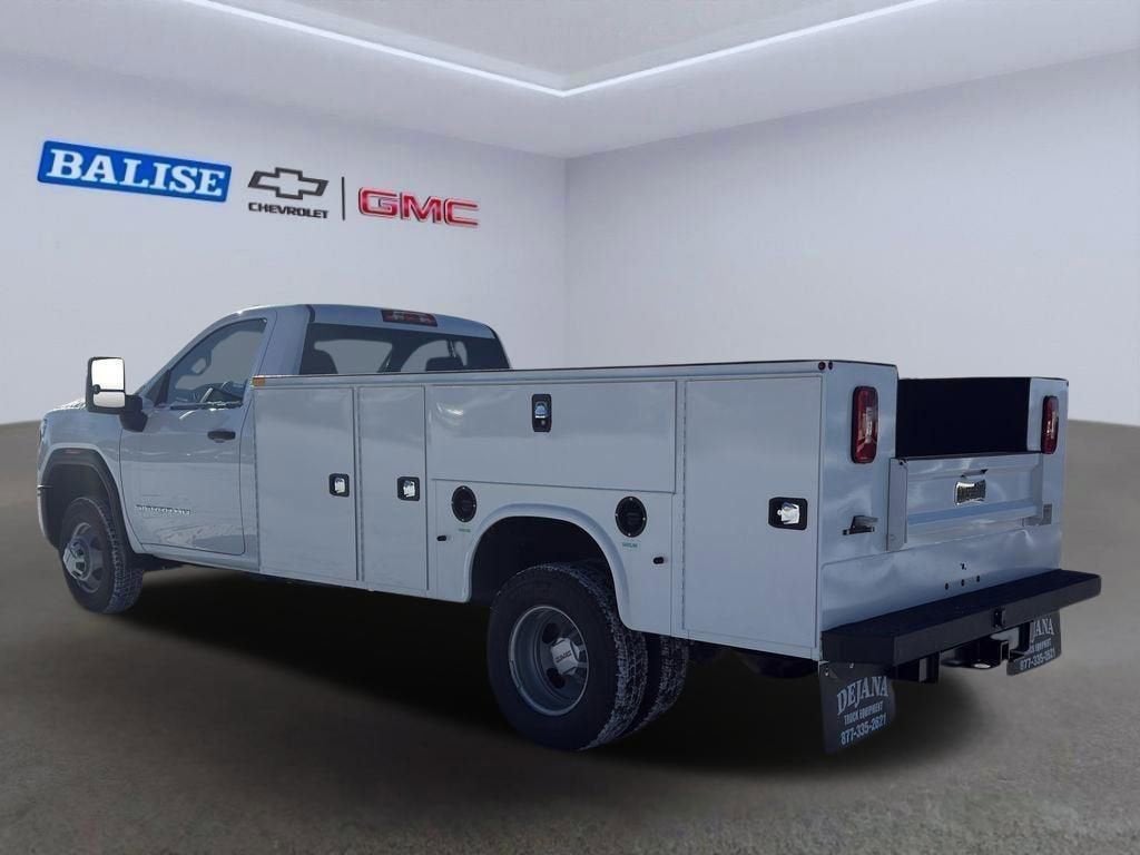 2025 GMC Sierra 3500 HD Chassis Cab Pro