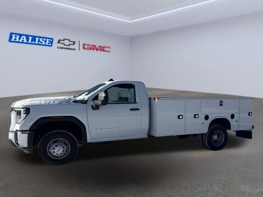 2025 GMC Sierra 3500 HD Chassis Cab Pro