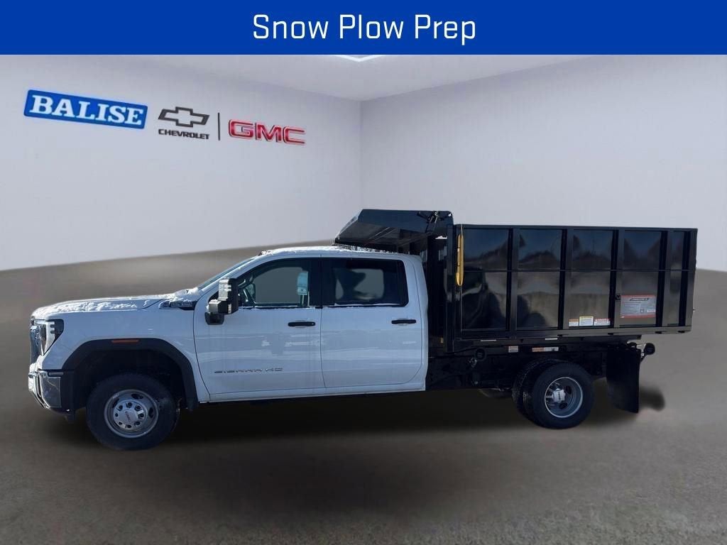 2025 GMC Sierra 3500 HD Chassis Cab Pro