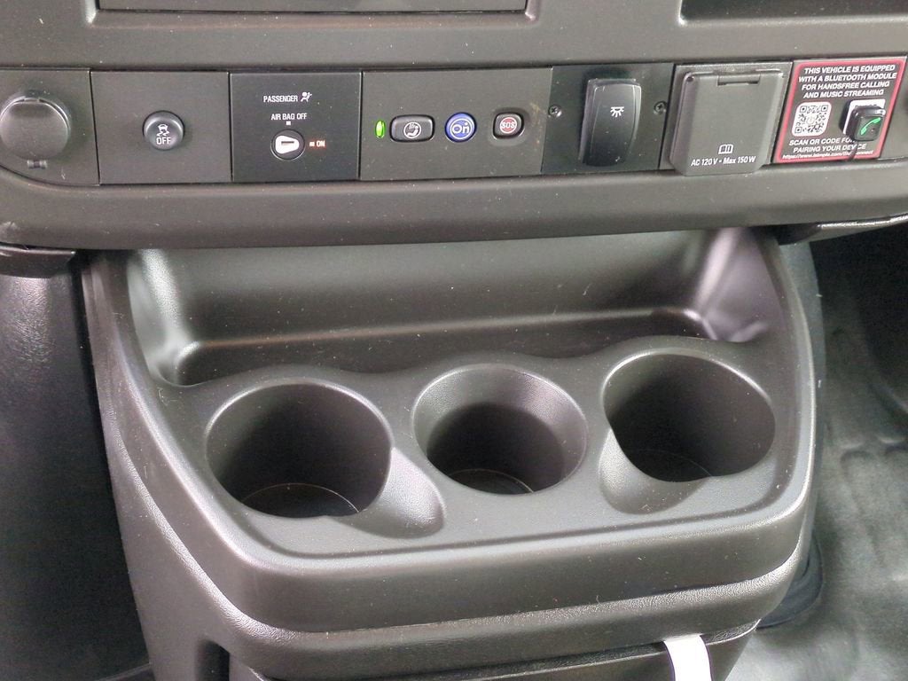 2025 GMC Savana Cutaway 4500 2WT