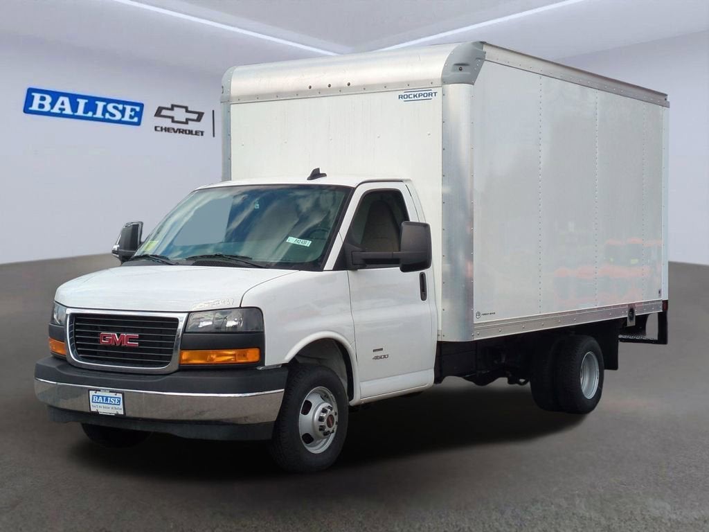 2025 GMC Savana Cutaway 4500 2WT